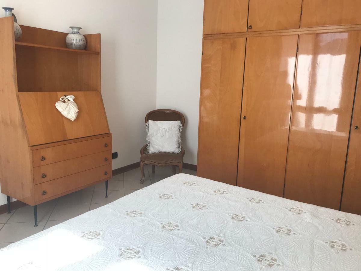 Appartamento Nonna Maria Garda Lake Padenghe sul Garda Exterior photo